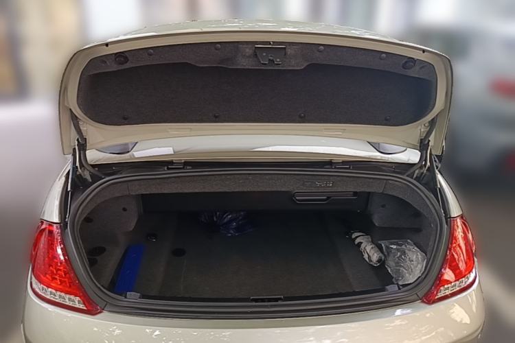 Used BMW 6 Series 2007 630i Convertible Coupe Trunk