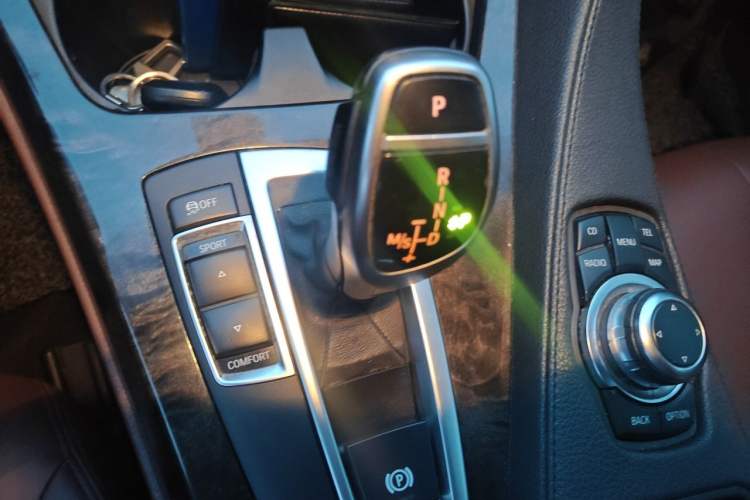 Used BMW 6 Series 2011 640i Convertible Coupe Gear Lever