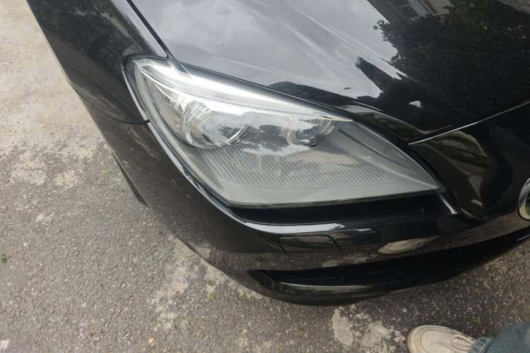 Used BMW 6 Series 2011 640i Convertible Coupe Right Front Headlight