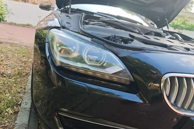 Used BMW 6 Series 2011 650i Convertible Coupe Right Front Headlight