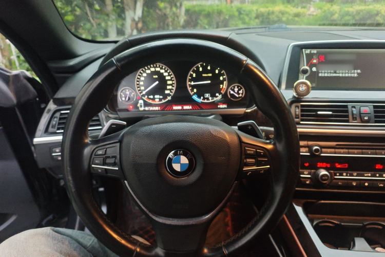 Used BMW 6 Series 2011 640i Convertible Coupe Steering Wheel