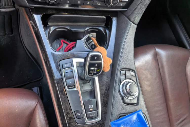 Used BMW 6 Series 2011 640i Convertible Coupe Gear Lever