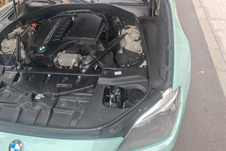 Used BMW 6 Series 2011 640i Convertible Coupe Engine Bay Left