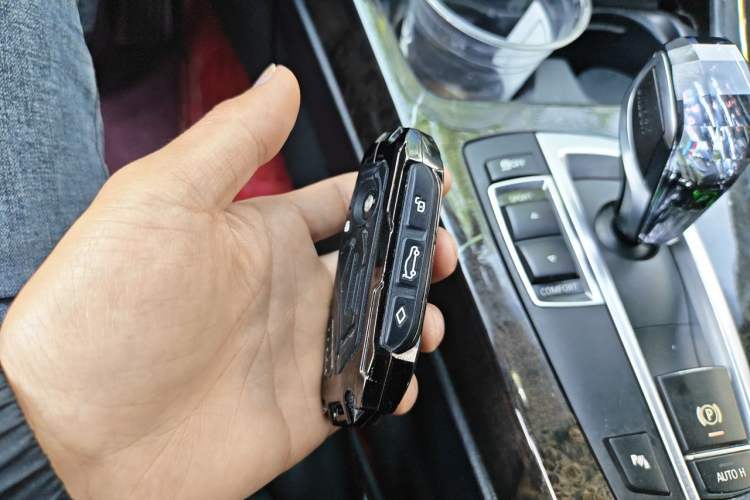 Used BMW 6 Series 2011 640i Convertible Coupe Vehicle Key