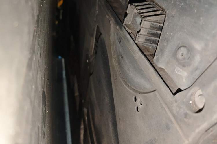 Used BMW 6 Series  Chassis Rear Left