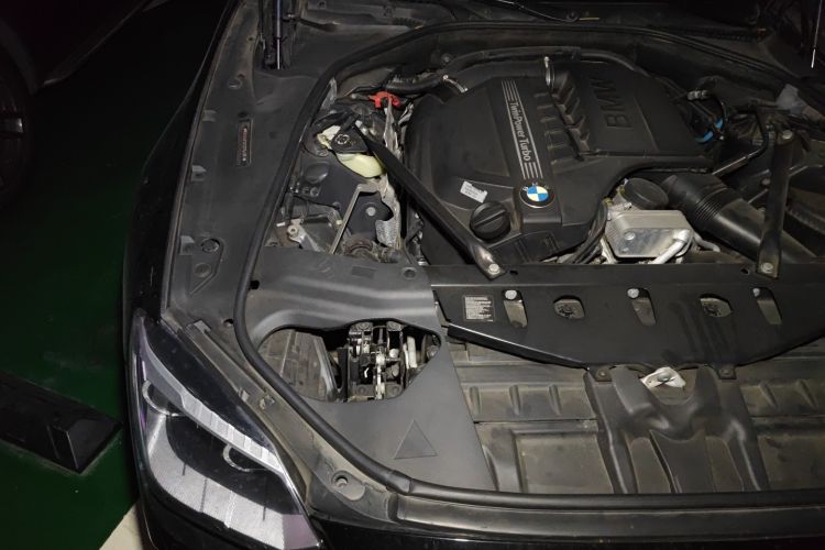 Used BMW 6 Series 2012 640i Gran Coupe Engine Bay Right