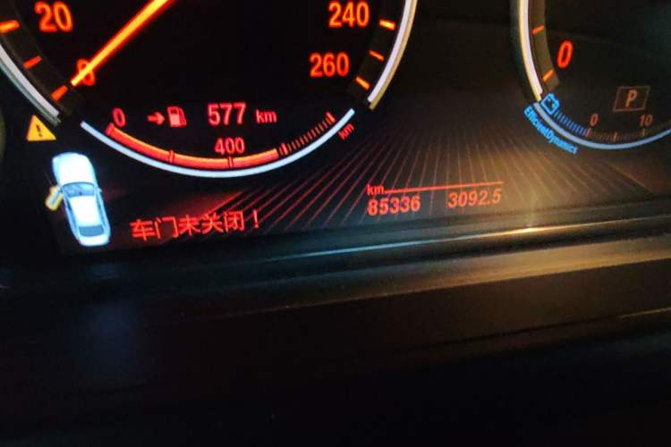 Used BMW 6 Series  Odometer Close Up