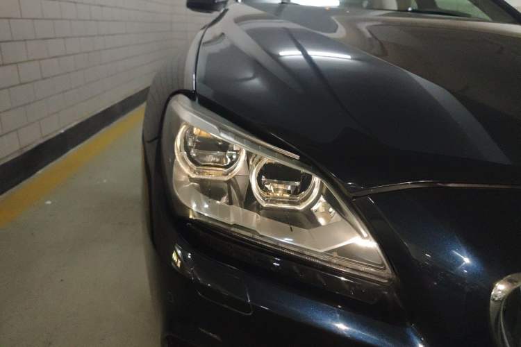 Used BMW 6 Series  Right Front Headlight