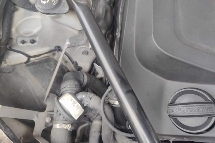 Used BMW 6 Series 2012 640i Gran Coupe Engine Bay Right