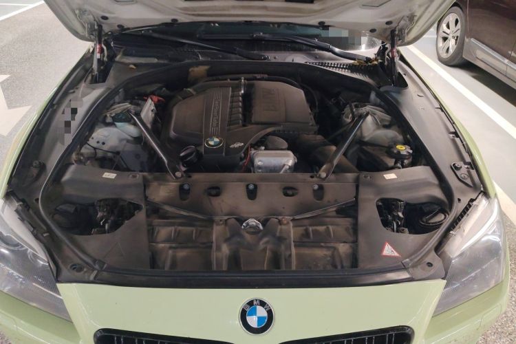 Used BMW 6 Series 2012 640i two-door coupe Engine Bay