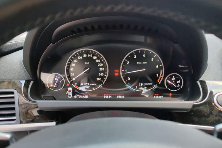 Used BMW 6 Series 2012 650i two-door coupe Instrument Cluster
