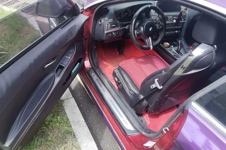Used BMW 6 Series 2012 640i two-door coupe Driver Seat
