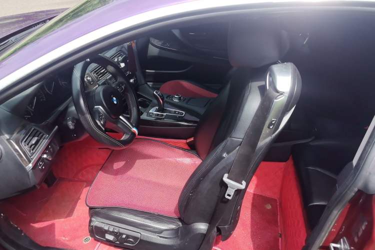 Used BMW 6 Series 2012 640i two-door coupe Left Front Seat