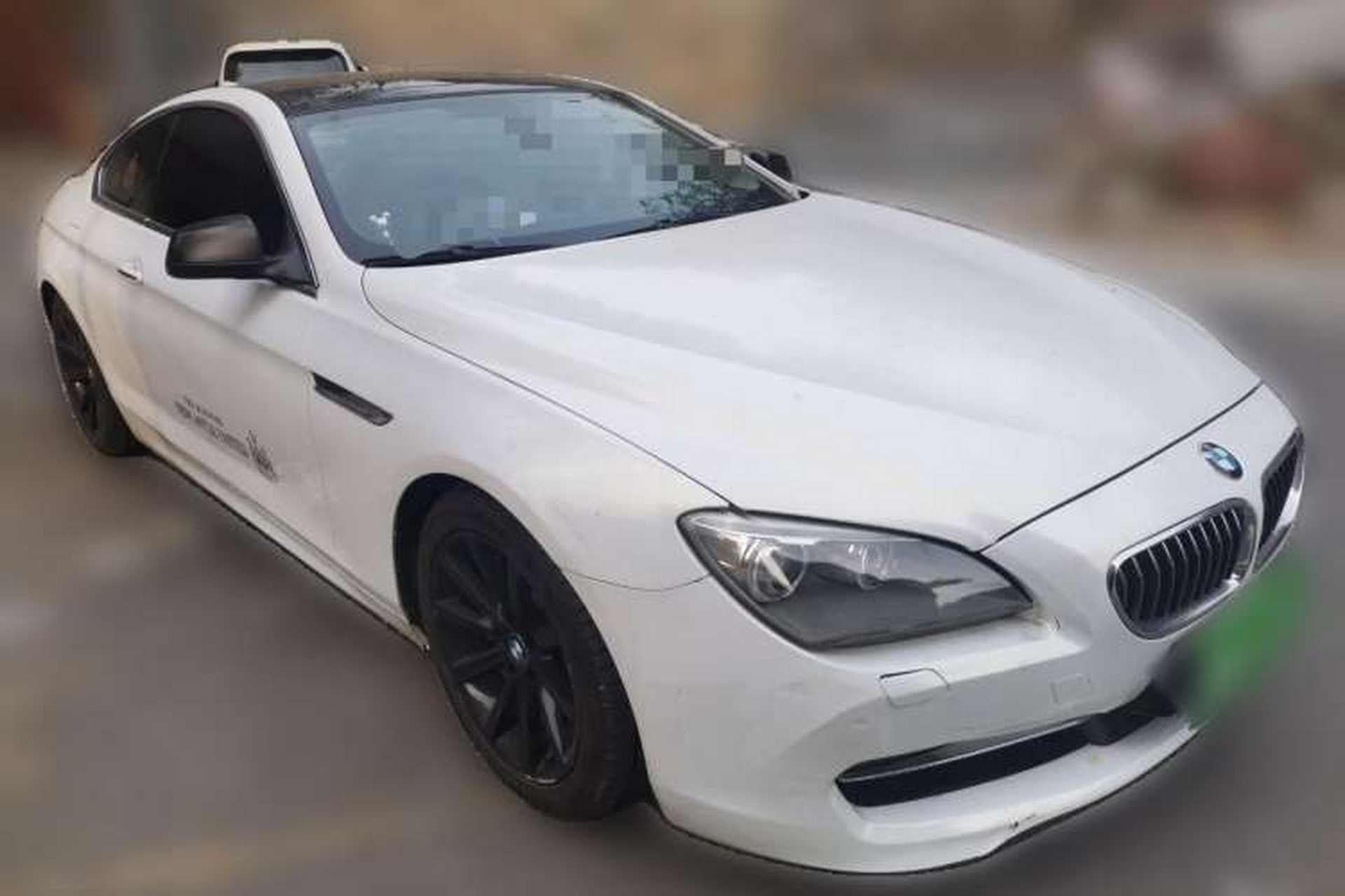 Used BMW 6 Series 2012 640i two-door coupe Front Right 45 Deg