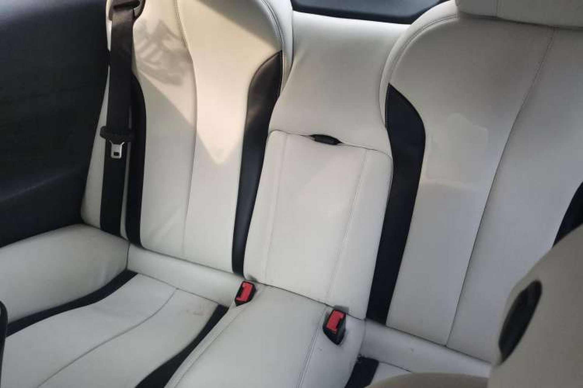 Used BMW 6 Series 2012 640i two-door coupe Left Rear Seat
