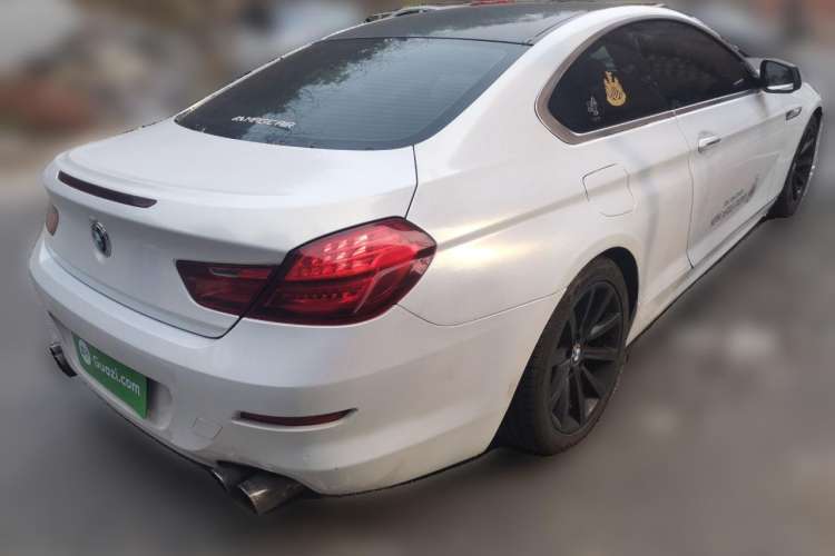 Used BMW 6 Series 2012 640i two-door coupe Rear Right 45 Deg