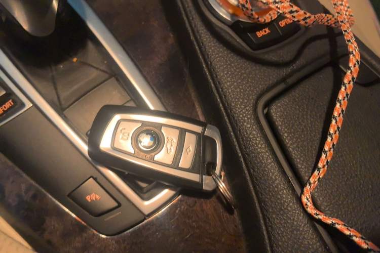 Used BMW 6 Series 2012 640i Gran Coupe Vehicle Key