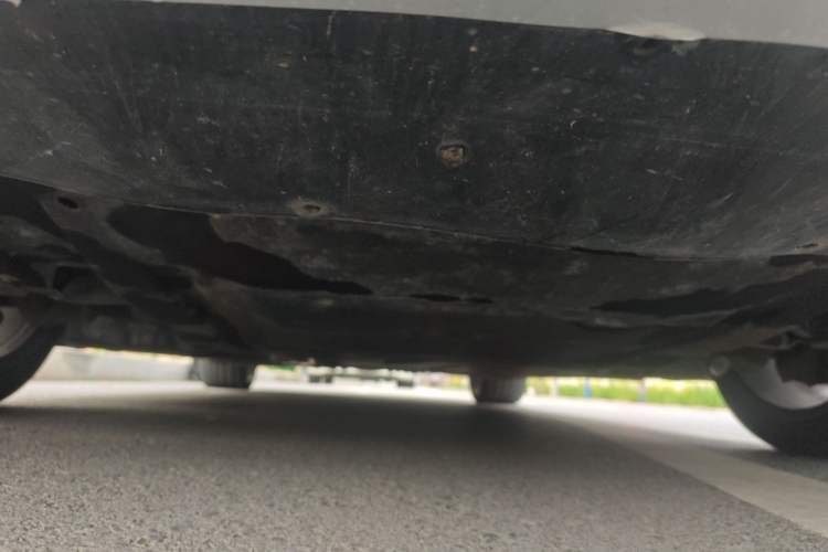 Used BMW 6 Series 2012 640i two-door coupe Chassis Front