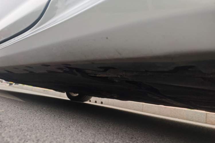 Used BMW 6 Series 2012 640i two-door coupe Chassis Rear Left