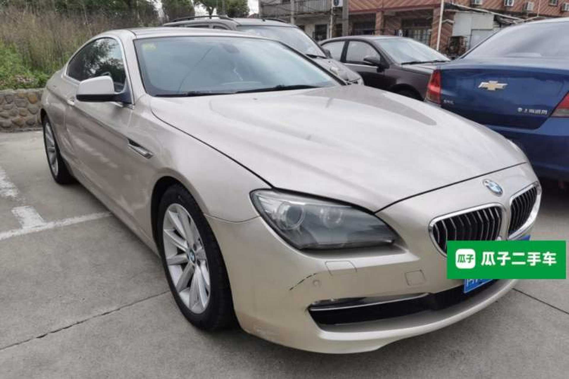 Used BMW 6 Series 2012 640i two-door coupe Front Right 45 Deg
