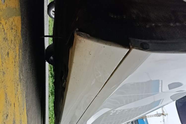 Used BMW 6 Series  Chassis Front Left