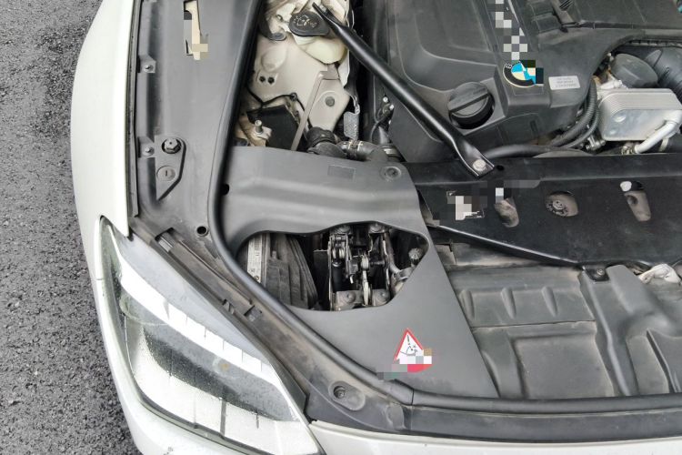Used BMW 6 Series 2012 640i Gran Coupe Engine Bay Right