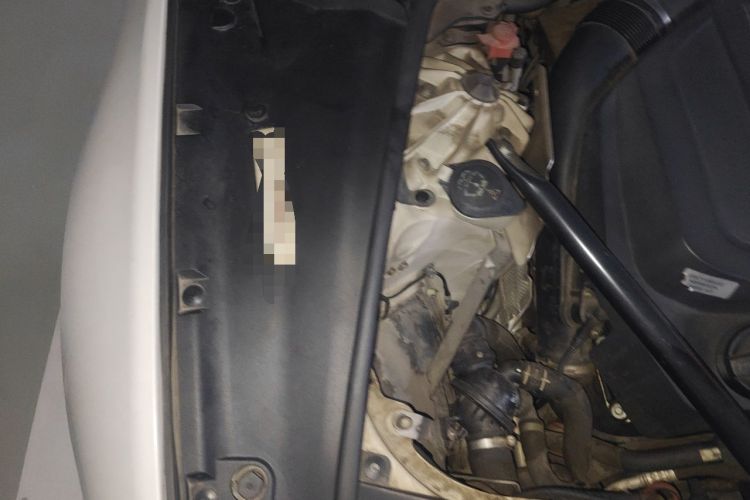 Used BMW 6 Series 2012 640i Gran Coupe Engine Bay Right