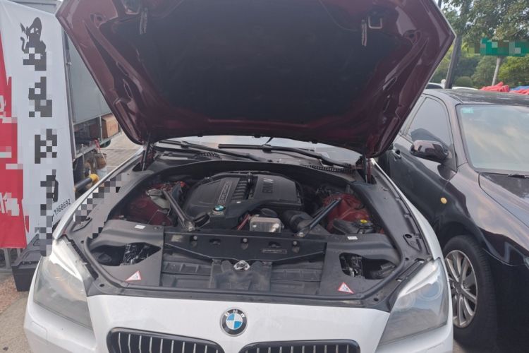 Used BMW 6 Series 2012 640i two-door coupe Engine Bay