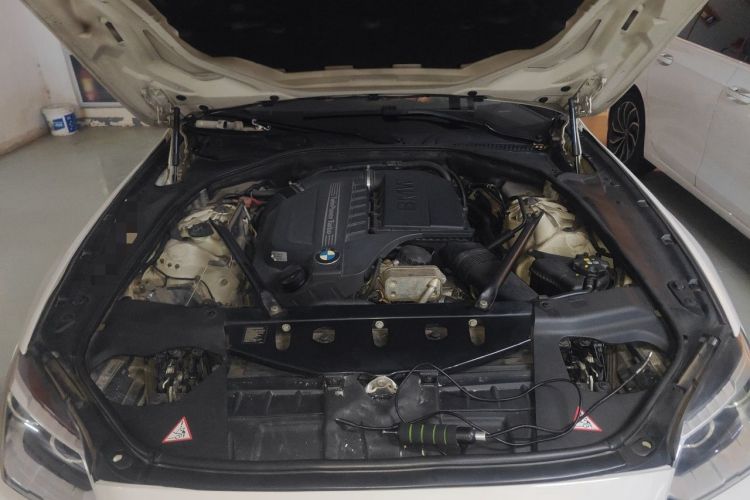 Used BMW 6 Series 2012 640i Gran Coupe Engine Bay