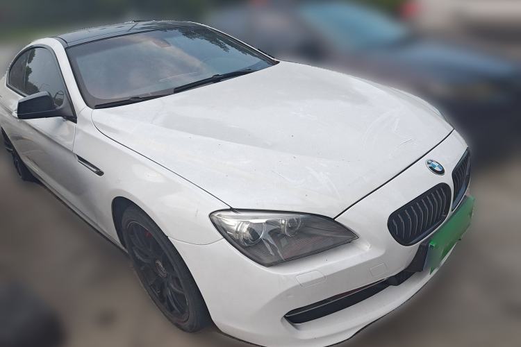 Used BMW 6 Series 2012 640i two-door coupe Exterior 2