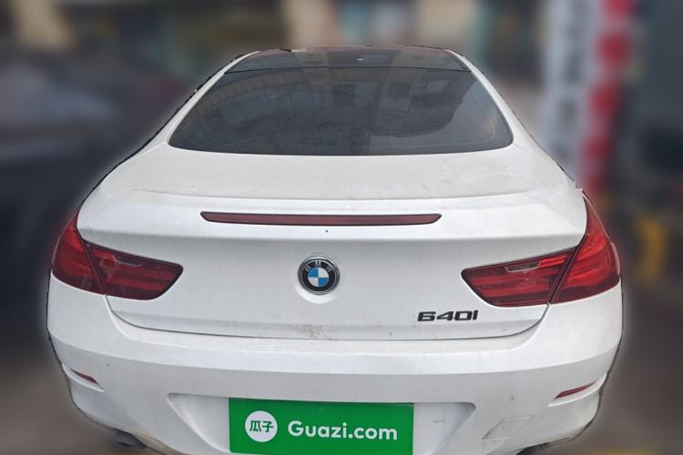 Used BMW 6 Series 2012 640i two-door coupe Exterior 4