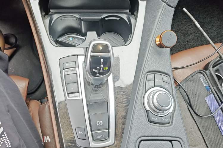 Used BMW 6 Series  Gear Lever