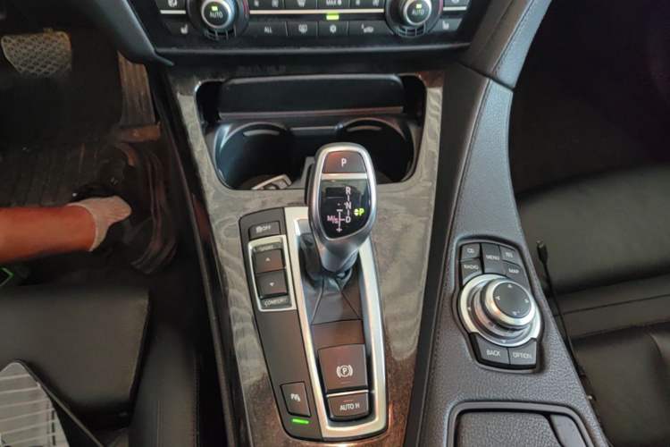 Used BMW 6 Series 2012 640i Gran Coupe Gear Lever