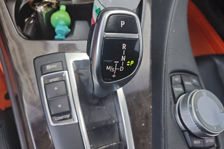 Used BMW 6 Series 2012 640i two-door coupe Gear Lever