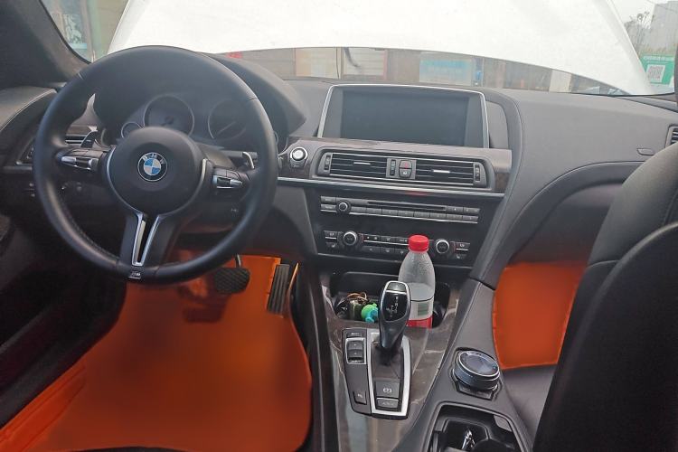 Used BMW 6 Series 2012 640i two-door coupe Interior 2