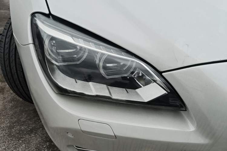 Used BMW 6 Series  Right Front Headlight