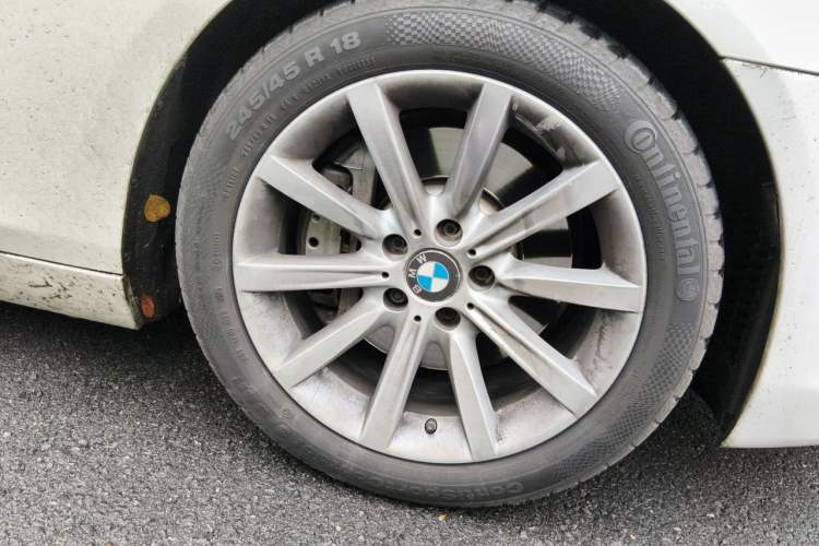 Used BMW 6 Series 2012 640i Gran Coupe Right Front Wheel Hub