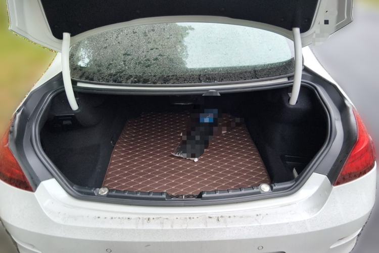Used BMW 6 Series 2012 640i Gran Coupe Trunk