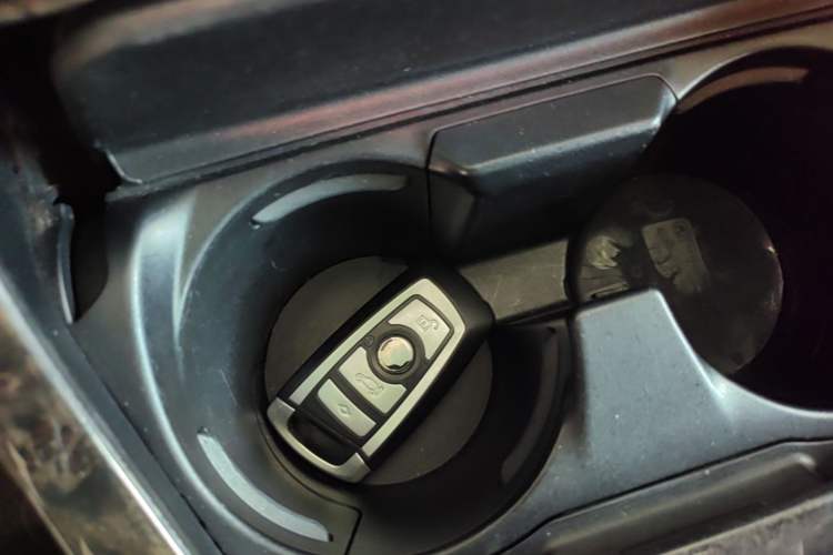 Used BMW 6 Series 2012 640i Gran Coupe Vehicle Key