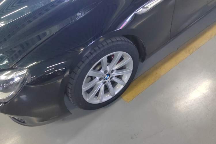 Used BMW 6 Series 2013 Facelift 640i Gran Coupe Left Front Wheel Hub