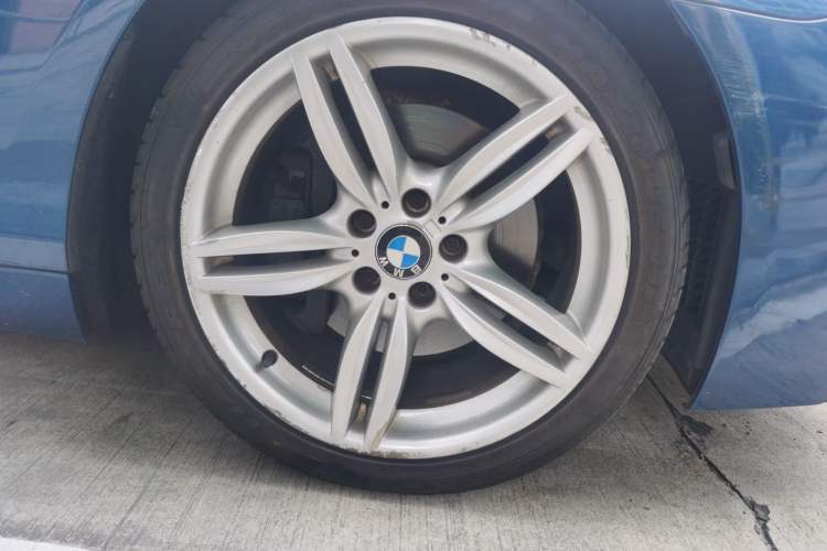 Used BMW 6 Series 2013 Facelift 640i xDrive Gran Coupe Right Front Wheel Hub