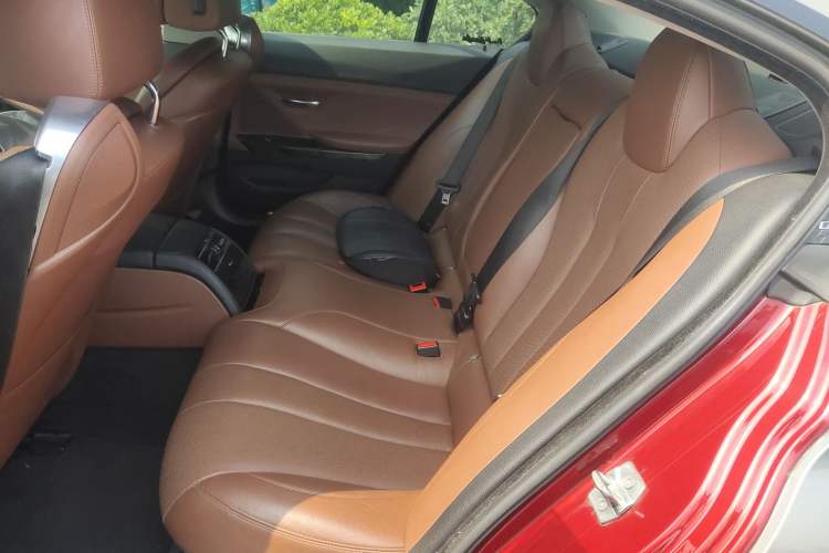 Used BMW 6 Series 2013 Facelift 640i Gran Coupe Interior 4
