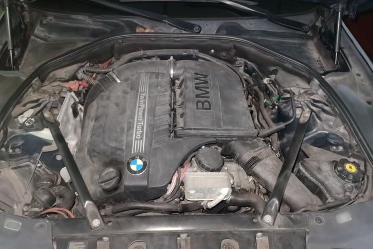 Used BMW 6 Series 2013 640i Coupe Engine Bay