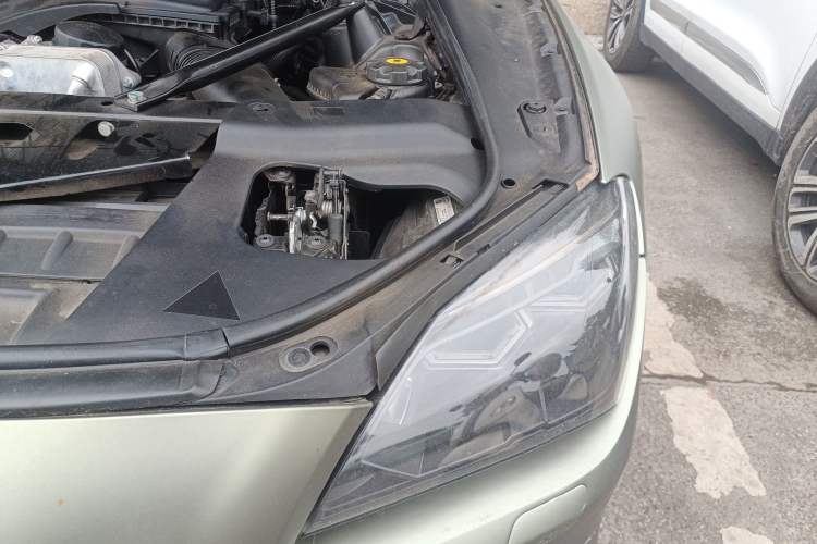 Used BMW 6 Series 2013 Facelift 640i Gran Coupe Engine Bay Left