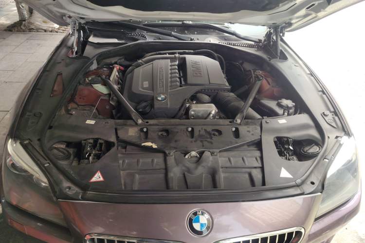 Used BMW 6 Series 2013 640i Coupe Engine Bay