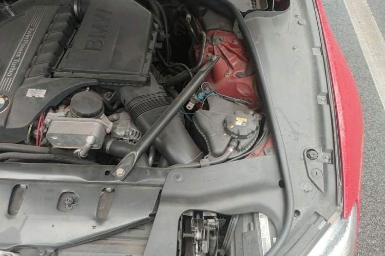 Used BMW 6 Series 2013 Facelift 640i Gran Coupe Engine Bay Left