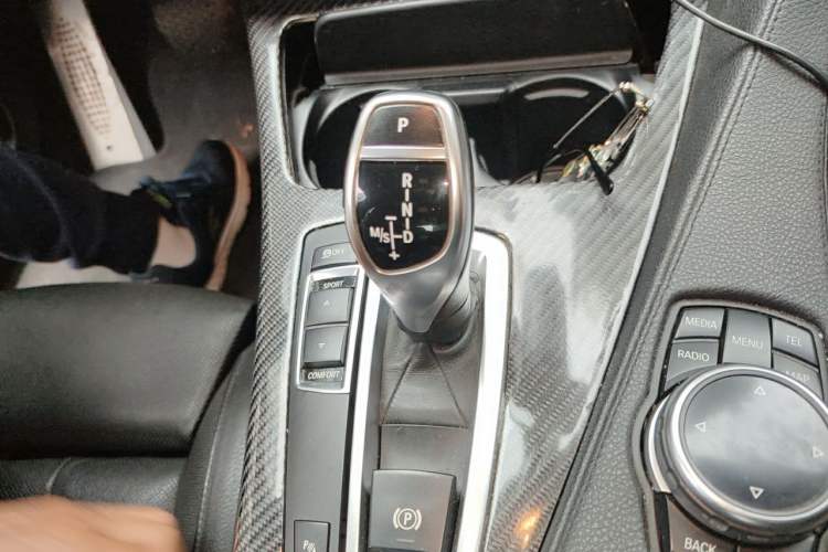 Used BMW 6 Series 2013 Facelift 640i Gran Coupe Gear Lever