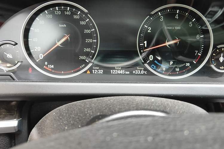 Used BMW 6 Series 2013 Facelift 640i Gran Coupe Odometer Close Up