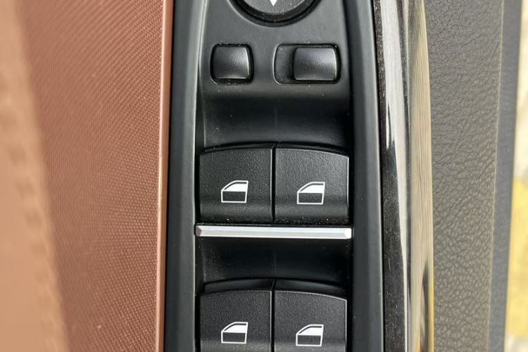 Used BMW 6 Series 2013 Facelift 640i xDrive Gran Coupe Interior 7