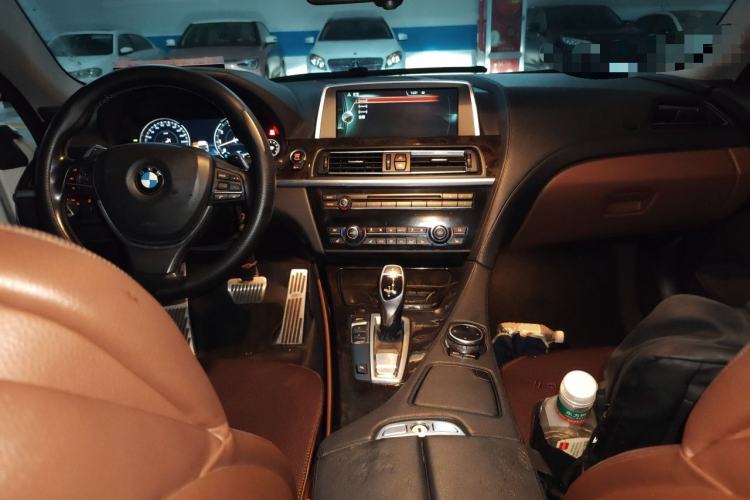 Used BMW 6 Series 2013 Facelift 640i xDrive Gran Coupe Center Console